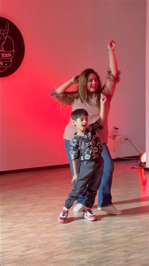 How to dance with your son: Easy Bollywood Steps #dancelearning #momandson #shorts
