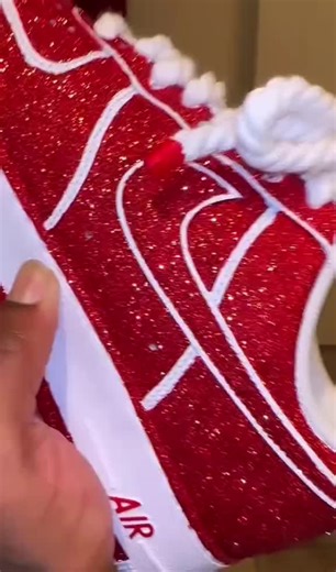 #explorepage #nike #customnike #customsneakers #customvans #vans #customshoes #angelusdirect #customize #fashion #kotd #sneakerwatch #photography #custom #customizerdepot #customkicks #art #paint #paintedshoes #angeluspaint #sneakerart #nfl