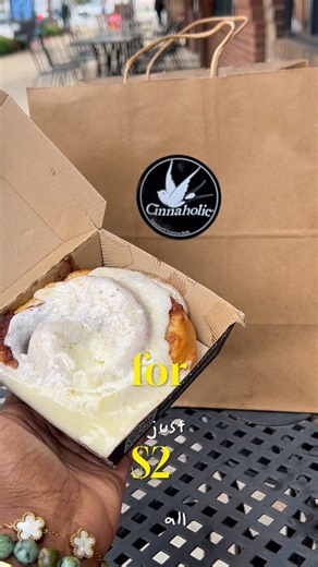 CINNAHOLIC DAY ‼️ #plantbased #veganreview #veganrestaurant #vegan