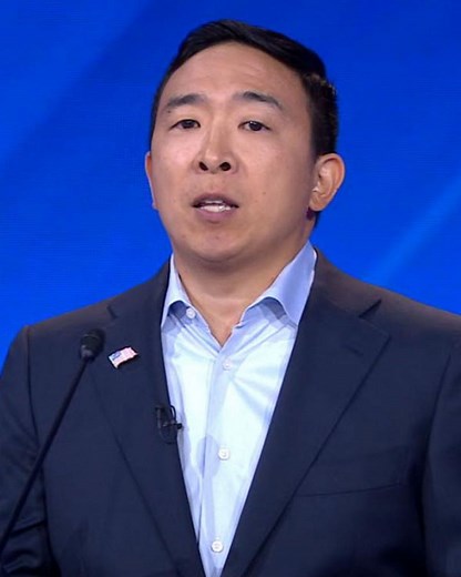 Andrew Yang says campaign will give 10 people $1,000 a month for a year