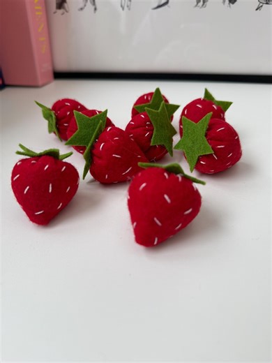 Felt Strawberry Sewing Pattern PDF | Beginner Friendly DIY Felt Toy - Etsy UK