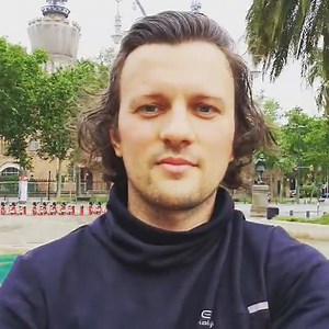 685K views · 10K reactions | All I'm saying let's give love a chance #elahehiptoola Just another rainy day in Barcelona.... Nee varum poothu naan maraivenaa #brindagopal thank you for choreographing this lovely song,one of my favorite.... | Shriya Saran | Facebook