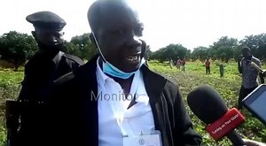 25K views · 1.1K reactions | WATCH: The NRM electoral commission chairman, Dr Tanga Odoi reacts after being confronted by angry voters at Omalera polling station, Opuyo parish where some suspects were arrested over ballot stuffing during Soroti East Division parliamentary by-election on July 28, 2022. #MonitorUpdates Simon Peter Emwamu | Daily Monitor | Facebook