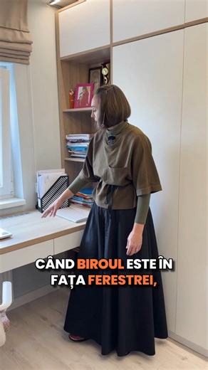 Adela Parvu | Birou fix, realizat pe comandă în fața ferestrei? Da, se poate. Dar aveți grijă să vă faceți un plan înainte în funcție de lucrurile fixe... | Instagram