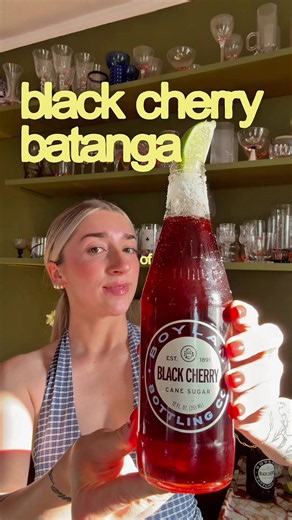 I’ll be making pop bottle cocktails for the rest of the summer pls and thank u I recently saw @@Yellowbellykelly and @join_jules make some yummy ones recently and had to get on it!! BLACK CHERRY BATANGA — • 1 black cherry soda • salt • ½ oz lime juice • 1½ oz tequila blanco • garnish: lime wedge Run the top of the bottle neck with lime and salt. Pop off the lid, pour some of the liquid out (reserve). Add in the lime and tequila, top with more soda if desired. Garnish with a lime wedge. • • • #ba