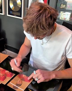 Australian wunderkind Ruel showcases an elevated pop sound on his highly anticipated sophomore album ‘Kicking My Feet’. Pre-order up the JB AU exclusive clear vinyl, CD or red vinyl online and get a signed photo print*: https://bit.ly/48YpE29 *Online pre-orders only. While stocks last. Ends 16/10/2025. | JB Hi-Fi