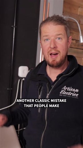 201K views · 290 reactions | Daisy Chain Extension Leads Are SUPER DANGEROUS!  #dangerous #hazard #leads #fire #toptip #safety #artisan #electrics #reel #electrician #trade #trades #sparky | Artisan Electrics | Facebook