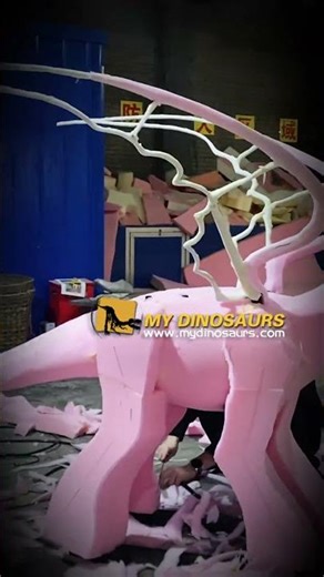 Factory VLOG | Some MONSTERS are hatching...#animatronics #dinosaur