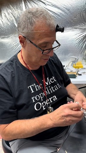 27K views · 170 reactions | John breaks down a fake Rolex Air King that just came in and compares parts of it to a real Rolex to show the differences in quaility and design #watchtok #entrepreneur #luxury #timepiece | John Buckley | Facebook