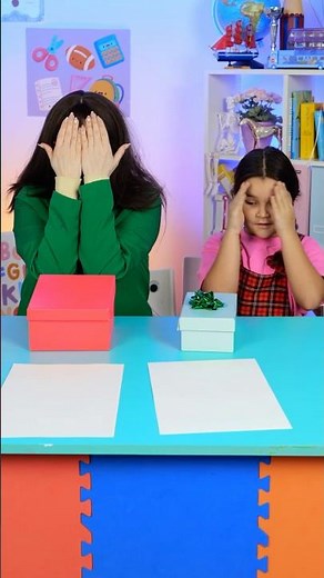 Who Wins the Rainbow Art Battle? 🌈 Blind Drawing Game! 🎨 #shorts #art