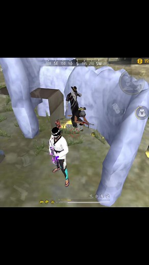 Bug do Santino: Trolando Inimigos no Free Fire