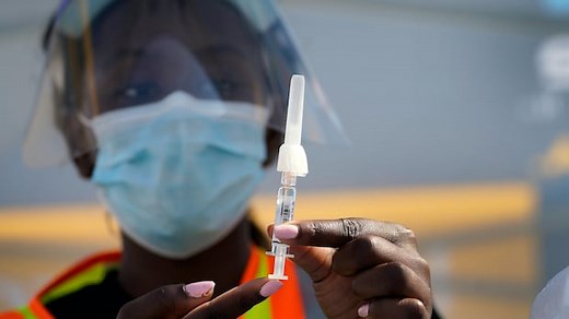 Industry and science minister announces funding for Toronto vaccine facility