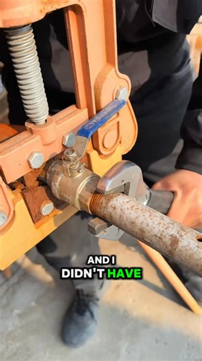 The only wrench you'll ever need? 🤔 We think so! Effortless tightening, every single time. Unleash your inner DIY pro! Discover why in the comments. Link 👉 https://quickmechtools.com/products/self-tightening-adjustable-wrench | Quickmechtools