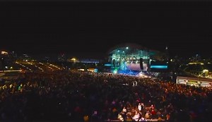 14K views · 830 reactions | Paul Oakenfold Live - Chicago The Stone Roses - ‘Fools Gold’ / Happy Mondays - ‘Step On’ | Happy Mondays | Facebook