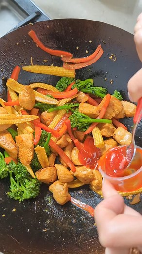You can now have Chopstix from home! 🤩 We've got some tasty meal inspiration just for you...make a delicious Sweet & Sour Noodle Bowl from home using Chopstix Wok Pot Sauces! 🍜🐉 #Chopstix #NoodlePot #WokPot #NewFoods | Iceland Foods