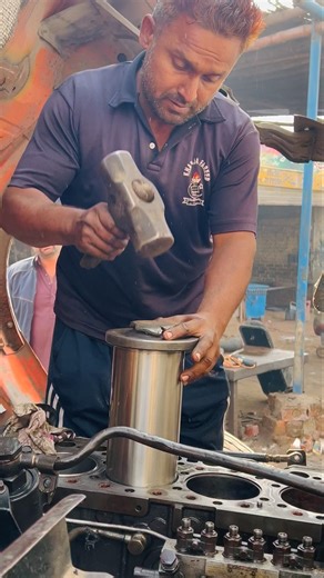 Diesel Engine Cylinder Liner Installation — Done Right #liner #sleeve #mechanic