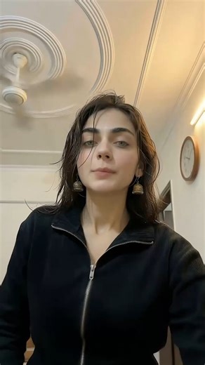 Ishan Sharma on Instagram: "Did you also get fooled?🤯 AI Influencers like these are going viral every day, getting crores of views and potentially making lakhs. Kling Motion Control is a new AI tool inside of Higgsfield that lets you copy exact movements of people from any video. Input is reference video and AI character image and output is your next viral reel. Since Instagram works heavily on trending audio, these reels are picking up. How to tell it's AI? 1. Look closely at the lighting and 