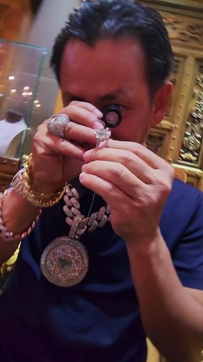 99K views · 2K reactions | Quick recap of an unforgettable year at Johnny Dang & Co #2022…Happy New Years y’all  Thank for the endless love and support #FlawlessFamily | Johnny Dang & Co. | Facebook