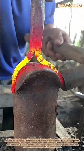 Forge : Fabrication d'une Paire de Pinces sur une Enclume