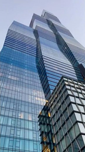 St. Regis Chicago: A Luxury Hotel Rising Above the Skyline