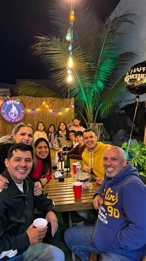 PICOEGALLO BARBECUE on Instagram: "Así cumplí un año más de vida.🥳 Un año marcado por cambios interesantes, aprendizajes profundos y momentos que me transformaron. Hoy celebro con agradecimiento todo lo vivido: cada paso, cada tropiezo, cada puerta que se abrió… y sobre todo, celebro tener vida y salud. 🙌✨ Me siento orgulloso de la persona en la que me estoy convirtiendo. Orgulloso de haber tomado los momentos difíciles y convertirlos en oportunidades para crecer, para sanar y para mejorar com