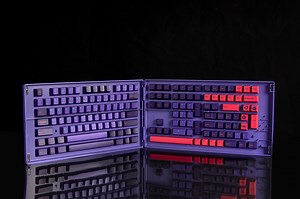 Watch YUNZII AKKO Neon 157 Keycap Set on Amazon Live