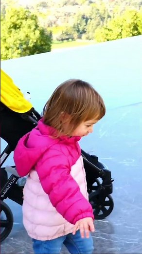 🍋🍋 There are lots of lemons here! #babygames #childrensvideos with Bianka