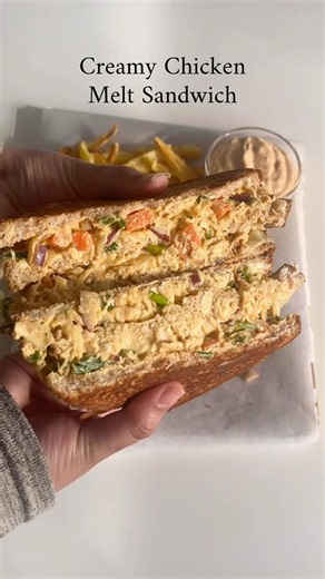 Creamiest & cheesiest chicken melt sandwich 😮‍💨🤤🥪 #sandwich #chickensandwich #sastirstories