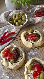 174K views · 2.3K reactions | ✨Yummy mini #pizzas with tomatoes, cheese and olives  made by ‍ Tatiana Melikhova (@cook_eat_enjoy_love - Instagram) #foodie #snack #cooking | Chef's Pencil | Facebook