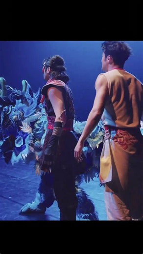 “Qilin dancing” without missing a breath In the #dance drama Ying Ge, the performers masterfully embody even the breath of the Qilin—powerful and rapid after dynamic movements, deep and steady in moments of rest. (cr: douyin 55037097732) | T-Time HK