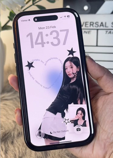 Stylish K-Pop Wallpapers for Your iPhone