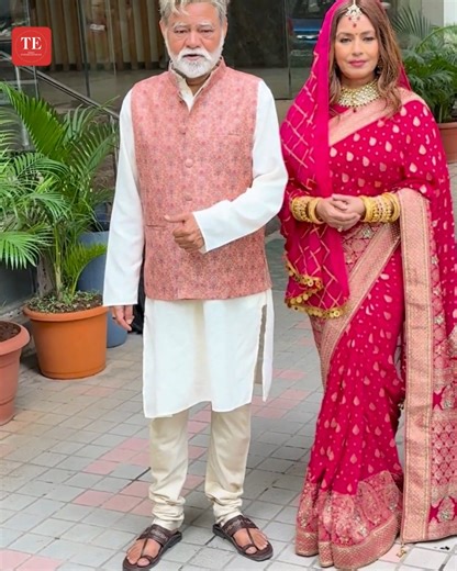 Photos of Mahima Chaudhry and Sanjay Mishra dressed as a bride and groom recently went viral 💍, sparking rumours of their marriage. However, the buzz is just a clever promotional stunt for their upcoming movie 🎬, not a real wedding. #MahimaChaudhry #SanjayMishra #Bollywood | ETimes