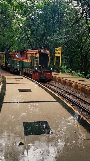 Roaming Matheran | Morning Fog and Toy Train Journey Through the Hills