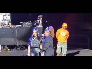 Da Brat Live in Detroit pt 4 8/30/25 performing Have U 2 Myself.