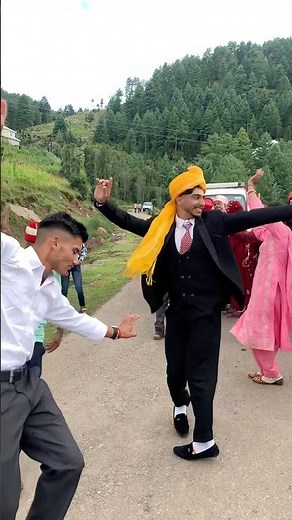 Kotha chuk mundiya Dogri Song || Viral New Bus short shorts video #youtubeshorts#dogrisong #viralv