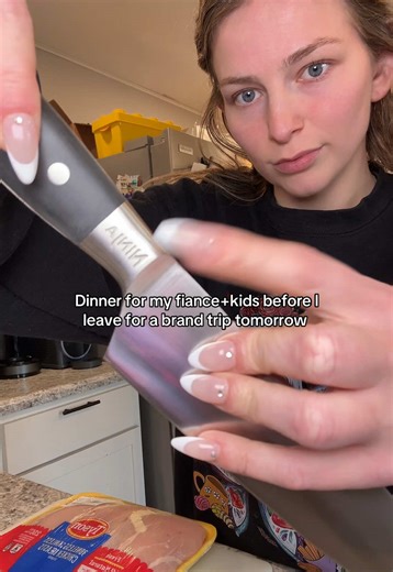 Overstimulated cooking video😭🧐🫠🫠 go grab these @Ninja Kitchen they are the best knifes I’ve everrrrrrrr used!!! #ninja #ninjaappliances #carissaaalynnn