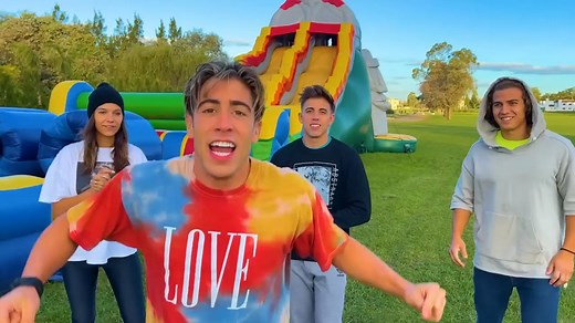 24 HORAS EN EL INFLABLE GIGANTE !!! - Alejo Igoa | Alejo Igoa Vlogs2