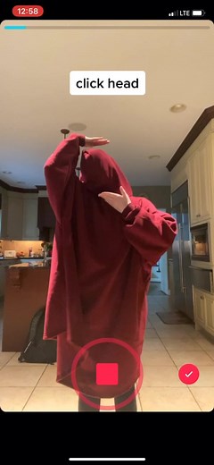 “no idea x candy” dance tutorial! comment down below some dance tutorial requests! also, i’m not very flexible so ik that one part looks v strange