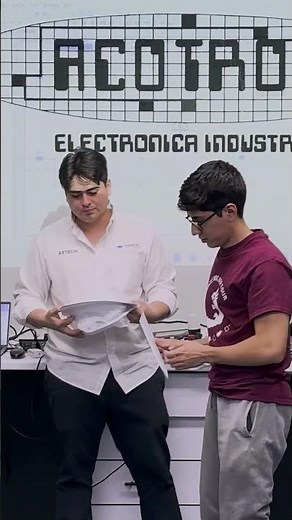 Aprende como conectar un PLC con una pantalla HMI Touch ! #plc