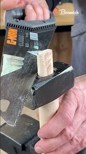 Sledgehammer handle installation technique #hammer #tool #trick #technique