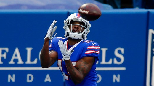 John Brown uses wicked double move for 32-yard TD grab