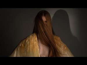 Frisson – auditory-responsive clothing by Iga Węglińska