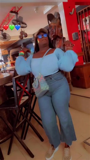 Vidéos de Astou Ndiaye (@astou.ndiaye936) avec son original - 😇😈Adalfunc😇😈🌟