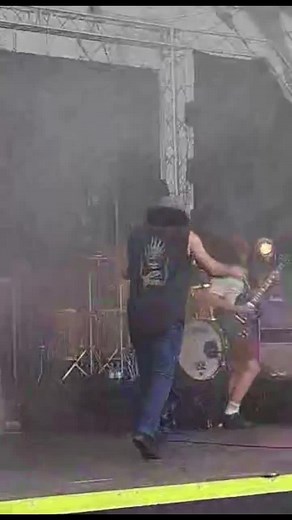 AC/DC Impersonations with Ivan Gac