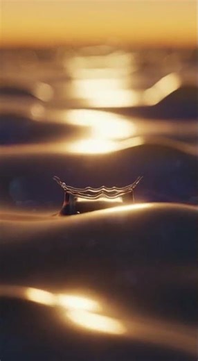 Explore Titan's Alien Lakes: A Must-See. #didyouknow #learnonyoutube