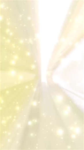 The best parts of this creepy old haunted house I’ll show the kitchen and the bathroom in the next video | A lady called Johnna