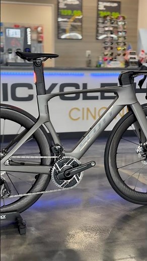 SCOTT Foil RC Ultimate #bikeshop #bicycle #cycling #roadbikes #scottbikes #scottfoil #racingbike g