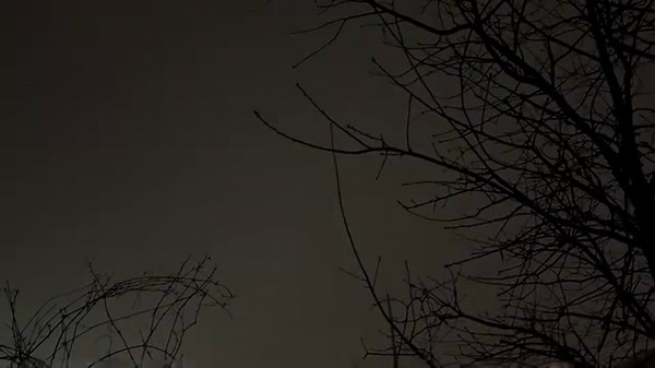 Rain coming down in Austin and some lightning. Shot from South Austin. Radar here: http://specne.ws/6mBTbo | Spectrum News 1 Texas