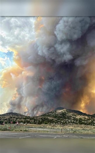 #ironfire getting close to the town of Eureka, Utah tonight. Evacuations have been ordered! #fire #forestfire #prayforrain #utah