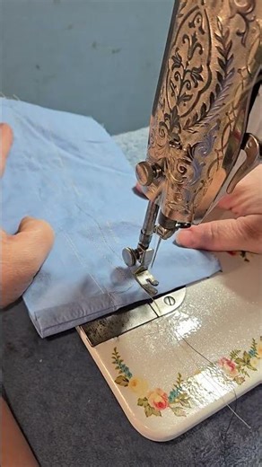 First Sew In Decades! Restored 1925 Singer 66. #sewing #shorts #singer #restoration